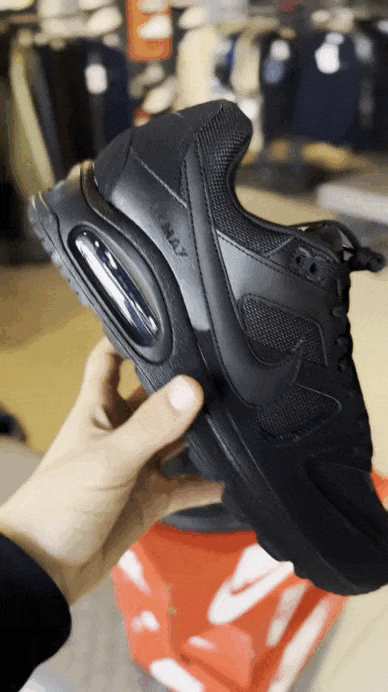 Tenis Nike Air Max Command